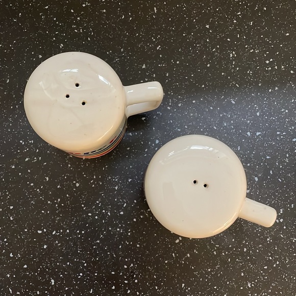 Vintage 80s Retro Rainbow Ceramic Salt and Pepper Shakers. Good used condition. - Picture 2 of 6